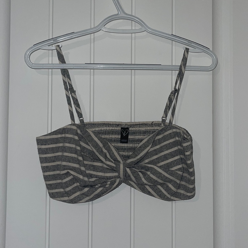 NEVER WORN WINDSOR CROP TOO